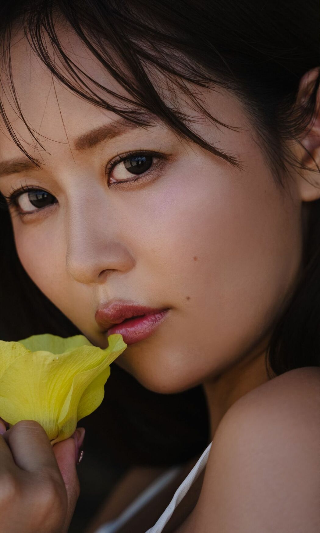 JP Yuka Iguchi 井口裕香 – 週プレ プラス アザーカット集 続-恋する沖縄 prologue 週プレ PHOTO BOOK (32P)