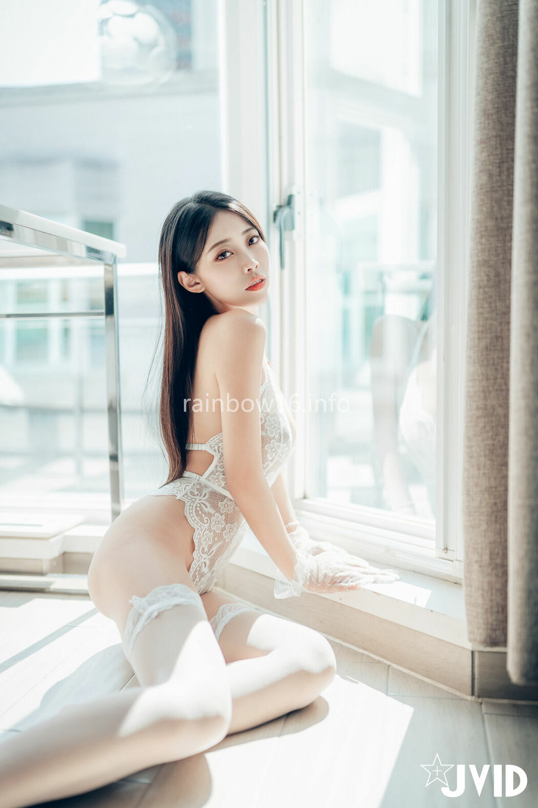 WenHsin 玟妡 – 勻稱美腿 玟妡 看見她就起秋的假日午後 白絲黑絲一次滿足 只想與她一起把房間弄得亂糟糟 Part01 (57P – 1V)