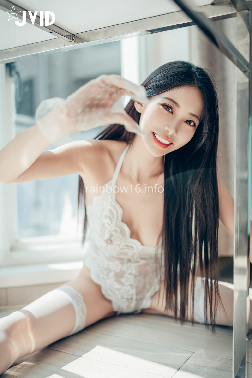 WenHsin 玟妡 – 勻稱美腿 玟妡 看見她就起秋的假日午後 白絲黑絲一次滿足 只想與她一起把房間弄得亂糟糟 Part01 (57P – 1V)