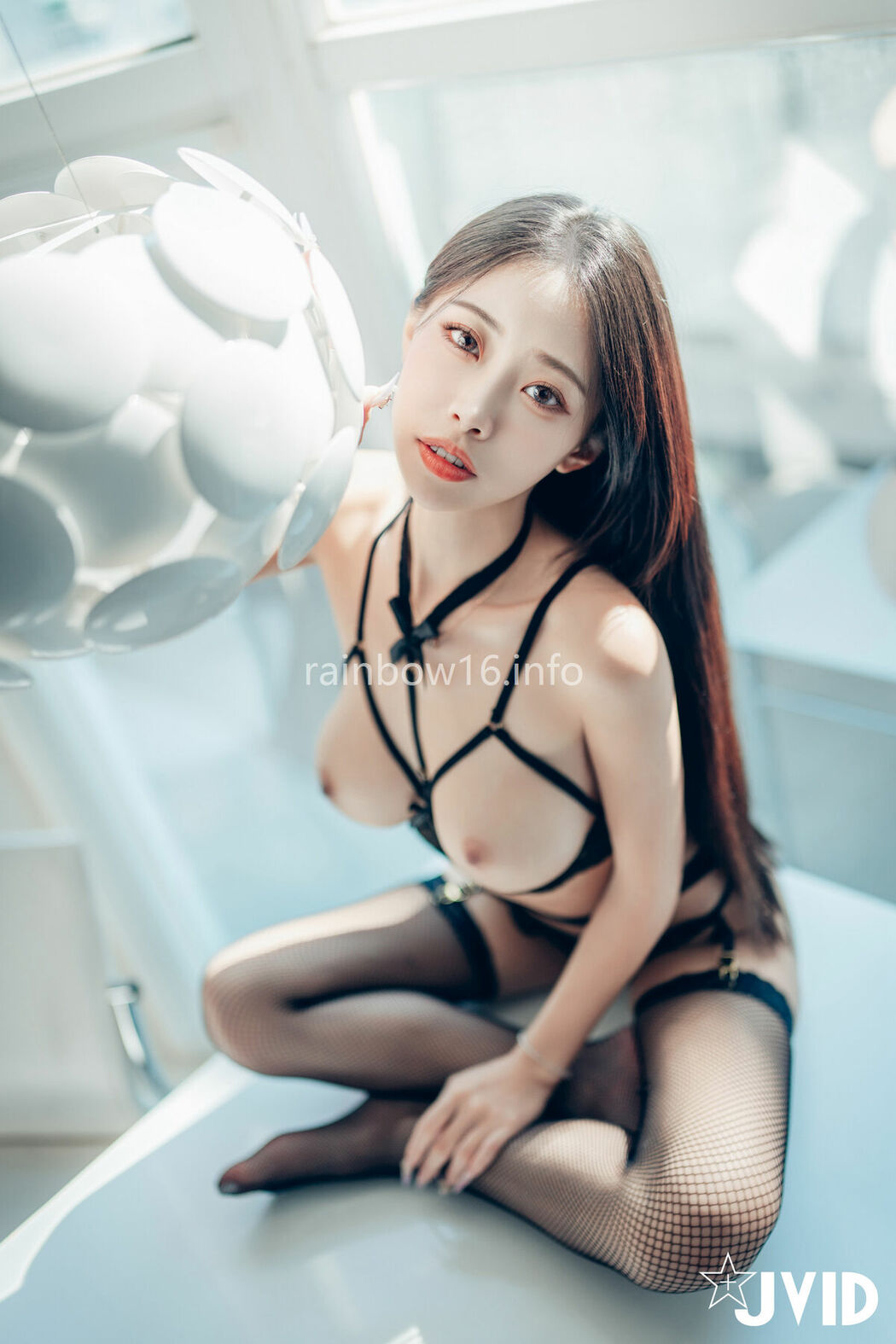 WenHsin 玟妡 – 勻稱美腿 玟妡 看見她就起秋的假日午後 白絲黑絲一次滿足 只想與她一起把房間弄得亂糟糟 Part02 (57P)