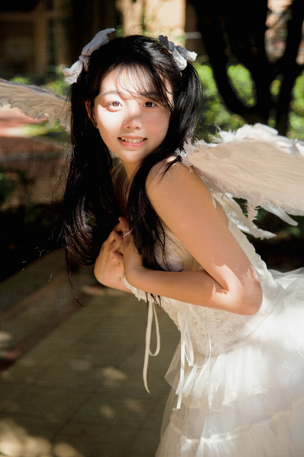 YiTuYu艺图语 Vol.10250 Jin Zou Ba (16P)
