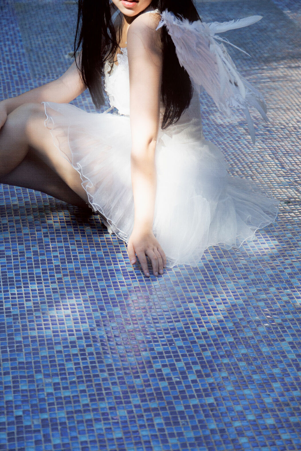 YiTuYu艺图语 Vol.10250 Jin Zou Ba (16P)