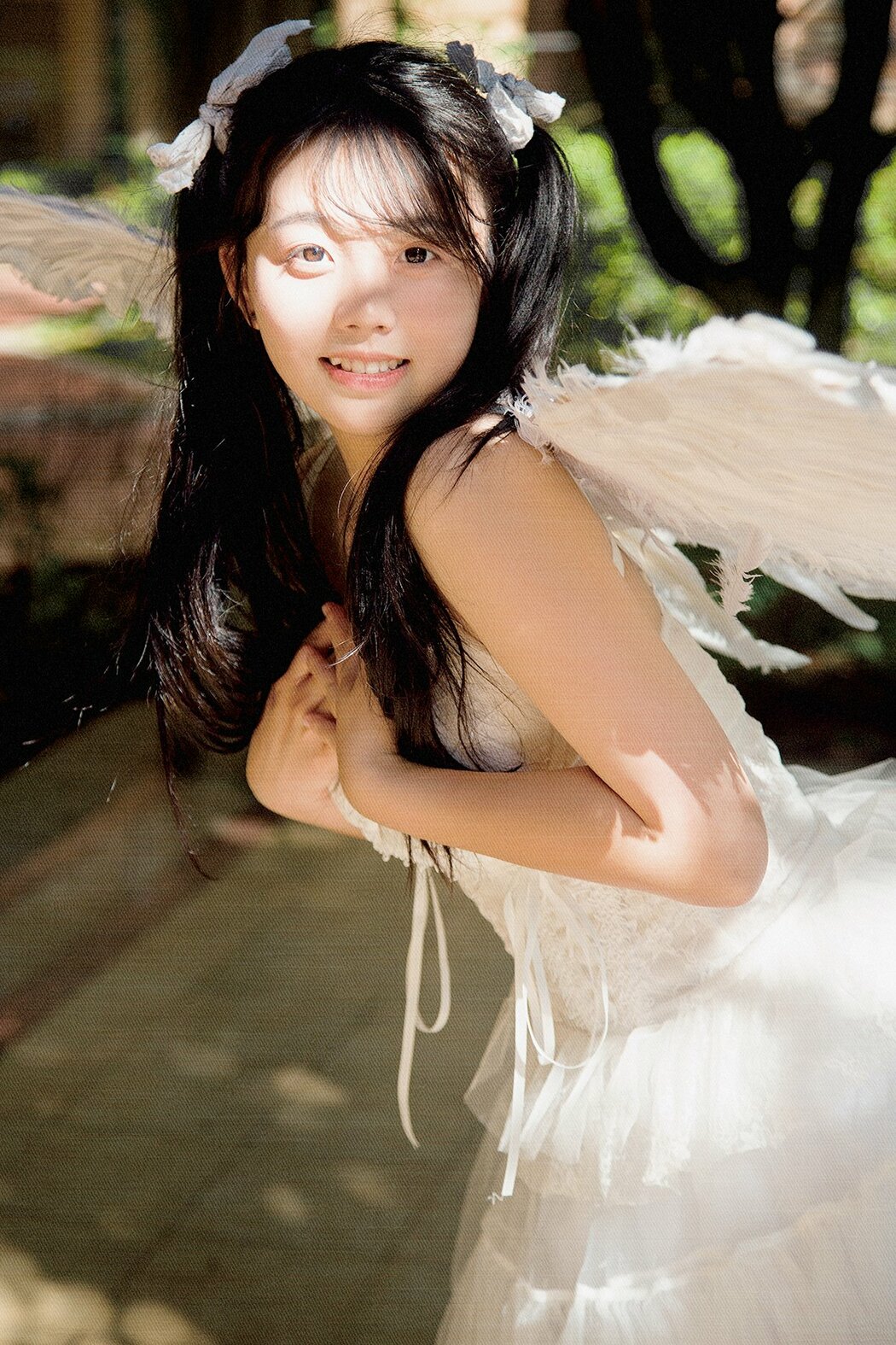 YiTuYu艺图语 Vol.10250 Jin Zou Ba (16P) Cover Photo