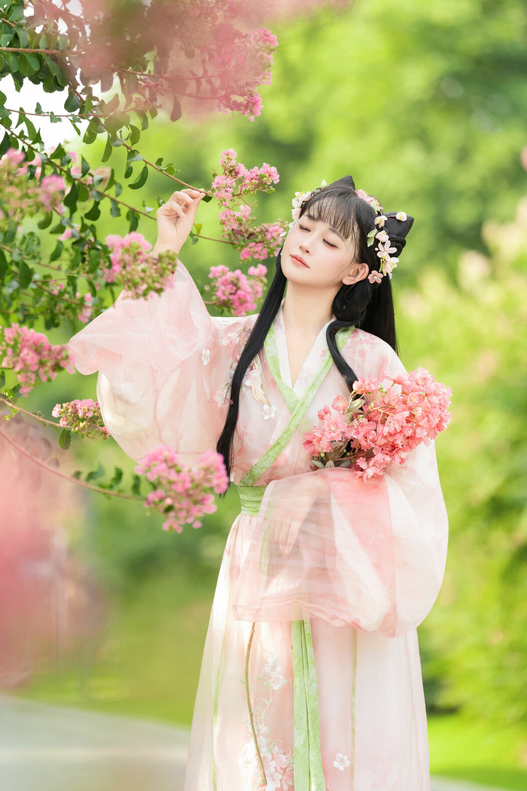 YiTuYu艺图语 Vol.10254 Jiao Yi Zhi Sui Sui (58P)
