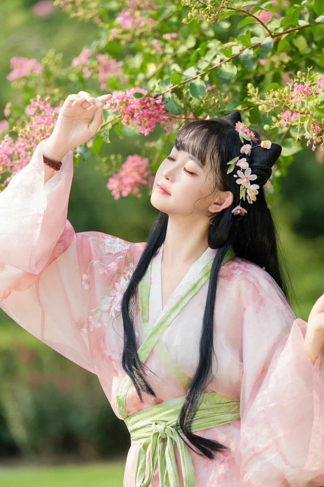YiTuYu艺图语 Vol.10254 Jiao Yi Zhi Sui Sui (58P)