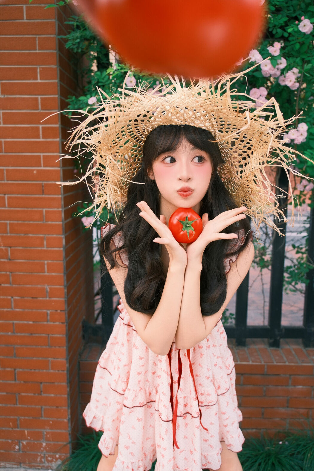 YiTuYu艺图语 Vol.10263 Xia Yu Xiao Nian (40P)