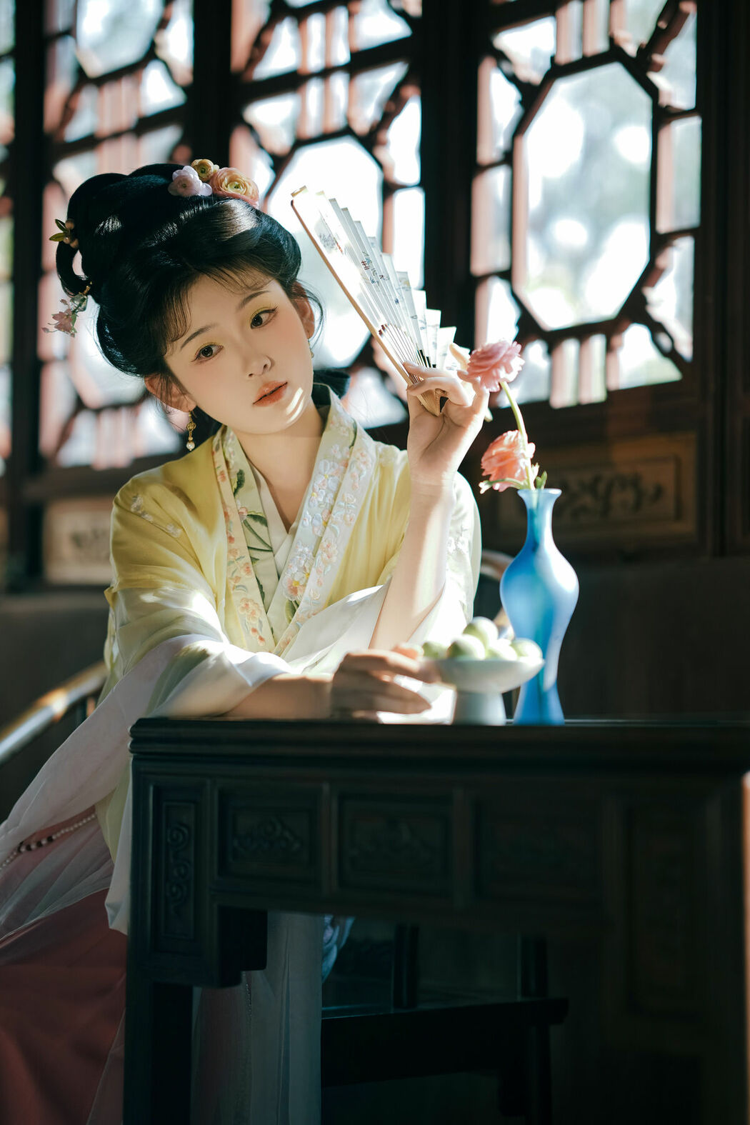 YiTuYu艺图语 Vol.10257 Tian Xin Ya Ya (17P)