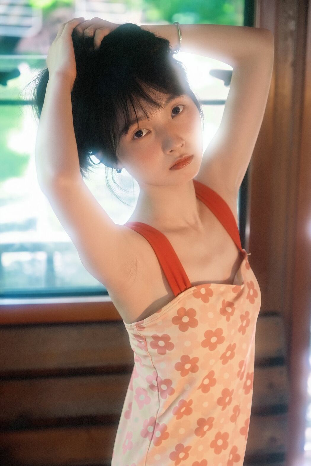 YiTuYu艺图语 Vol.10259 Wu Uzutaka Shojo (26P)