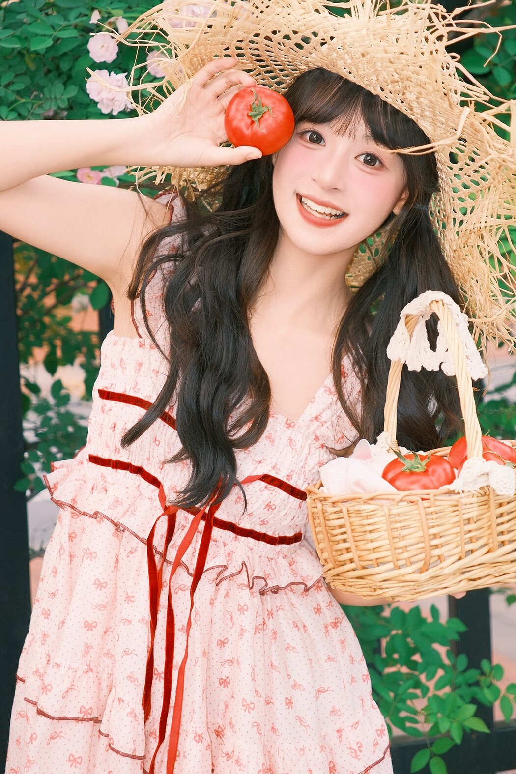 YiTuYu艺图语 Vol.10263 Xia Yu Xiao Nian (40P) Cover Photo