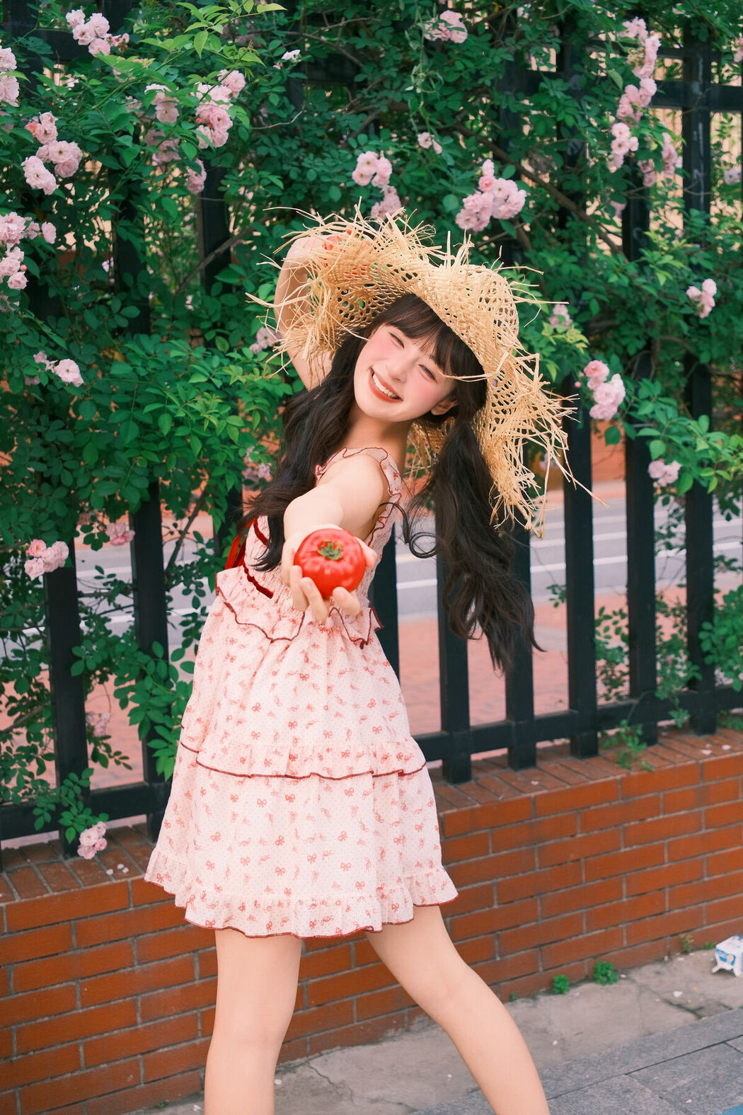 YiTuYu艺图语 Vol.10263 Xia Yu Xiao Nian (40P)