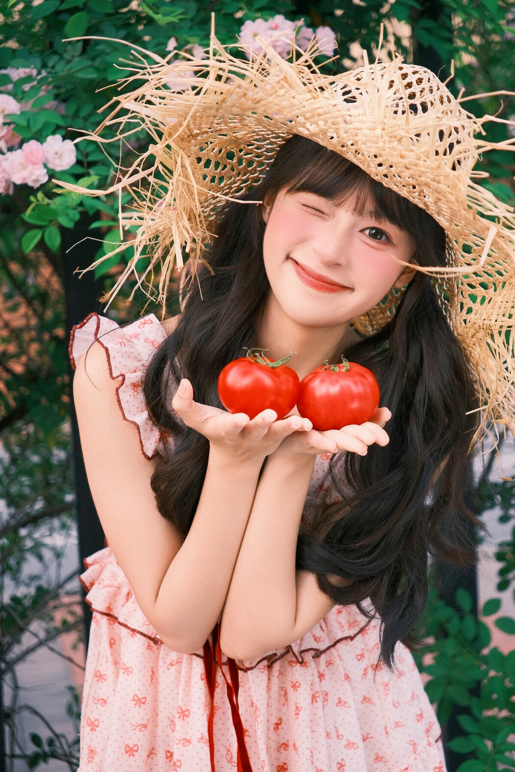 YiTuYu艺图语 Vol.10263 Xia Yu Xiao Nian (40P)