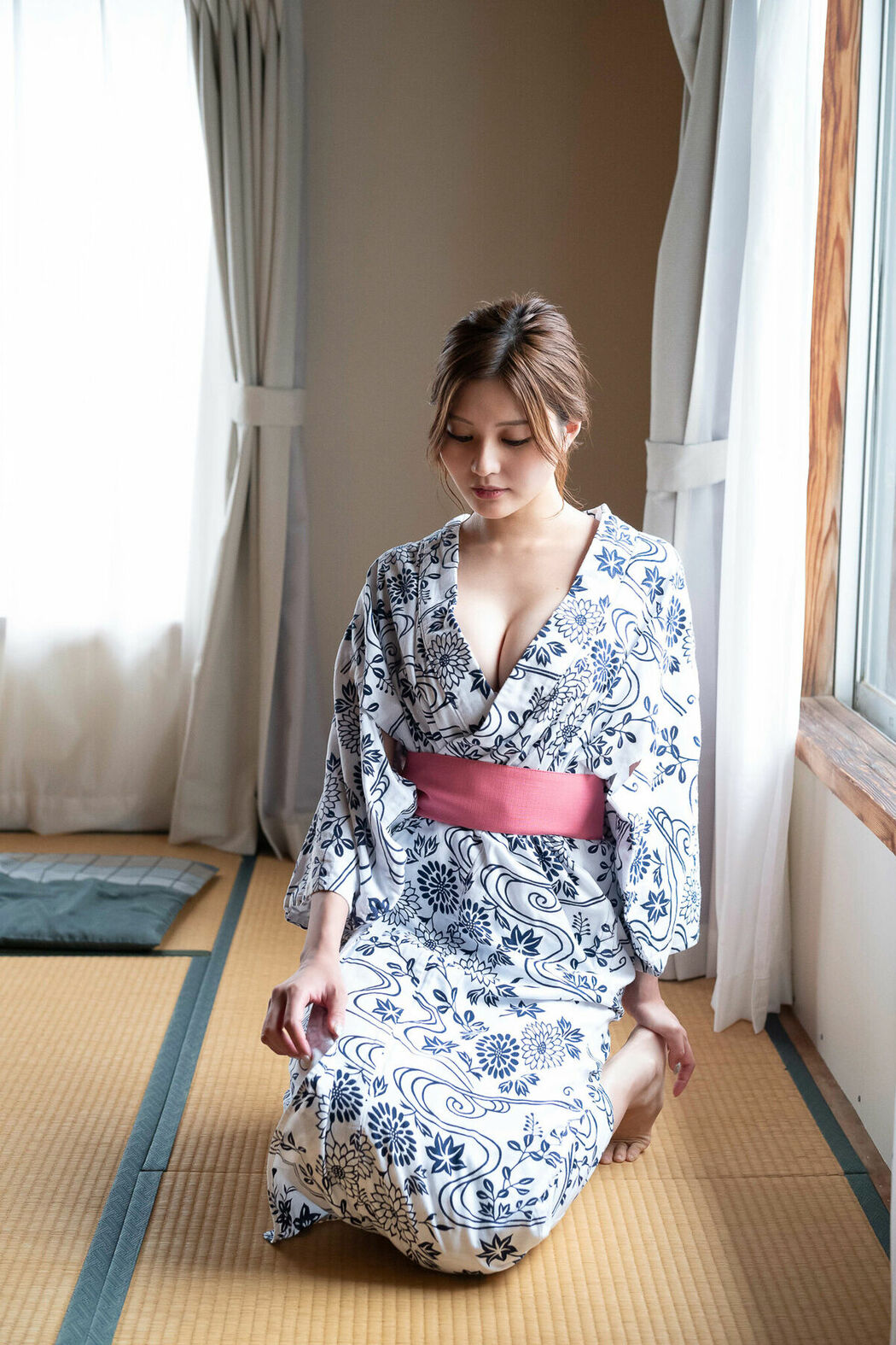 JP Yume Hayashi 林ゆめ – 週刊現代デジタル写真集 夕立の宿 (90P)