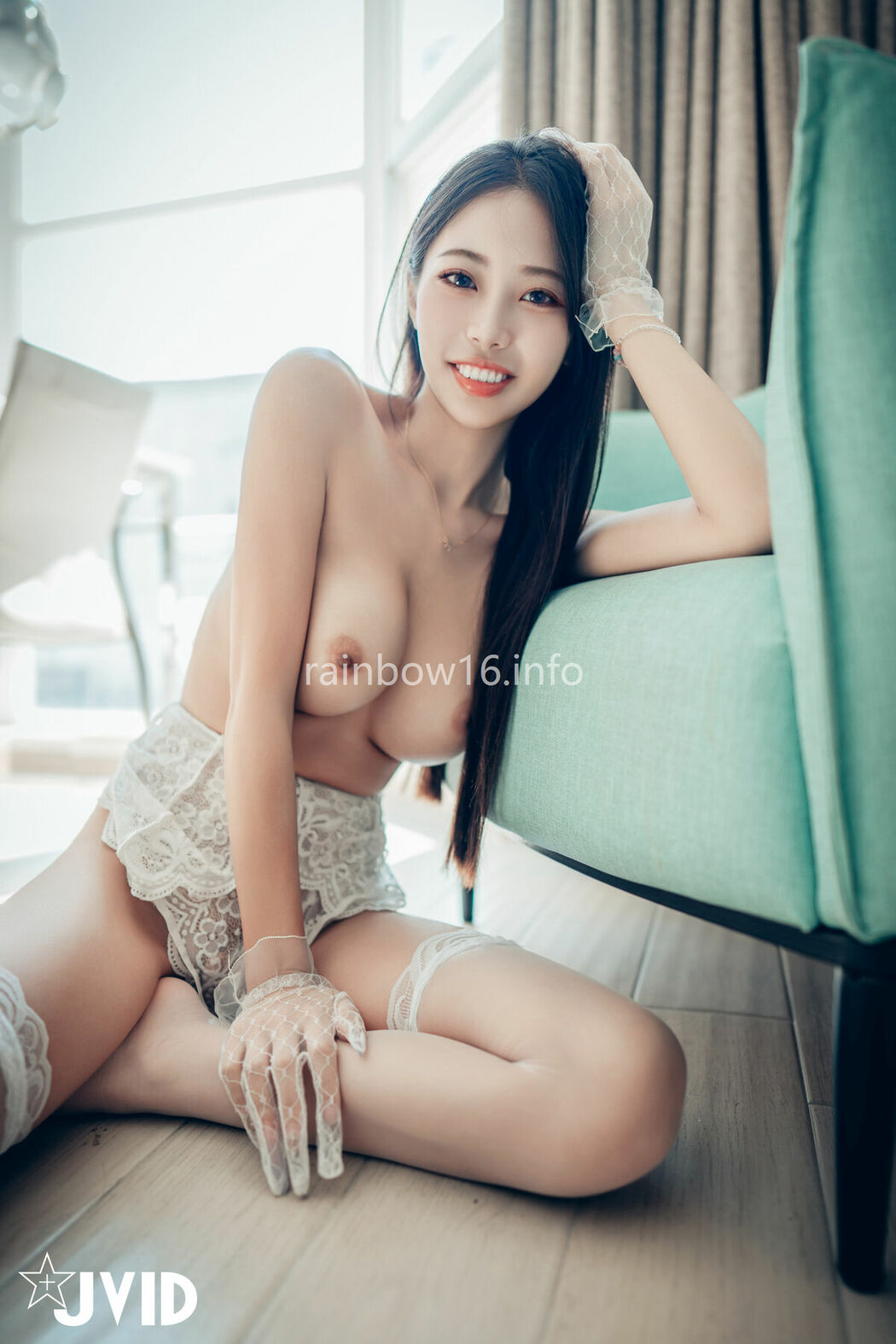 WenHsin 玟妡 – 勻稱美腿 玟妡 看見她就起秋的假日午後 白絲黑絲一次滿足 只想與她一起把房間弄得亂糟糟 Part03 (56P)