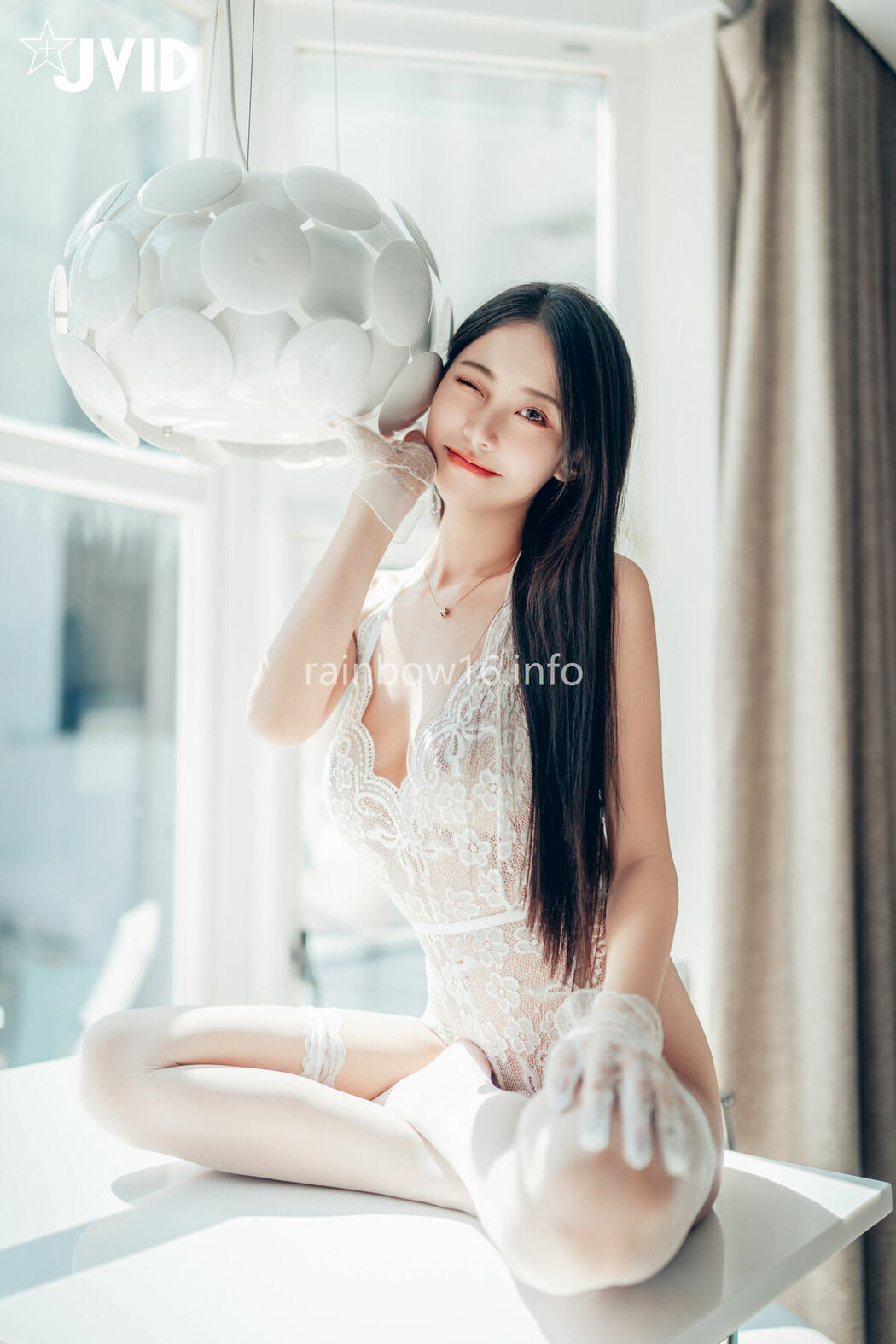 WenHsin 玟妡 – 勻稱美腿 玟妡 看見她就起秋的假日午後 白絲黑絲一次滿足 只想與她一起把房間弄得亂糟糟 Part03 (56P)