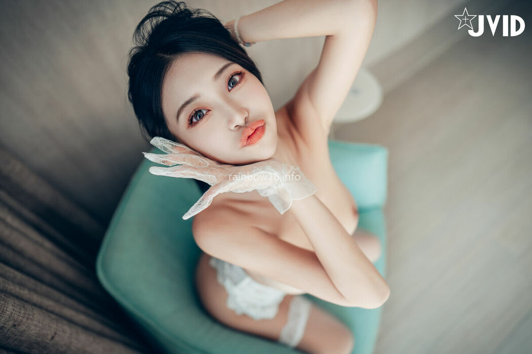 WenHsin 玟妡 – 勻稱美腿 玟妡 看見她就起秋的假日午後 白絲黑絲一次滿足 只想與她一起把房間弄得亂糟糟 Part03 (56P)