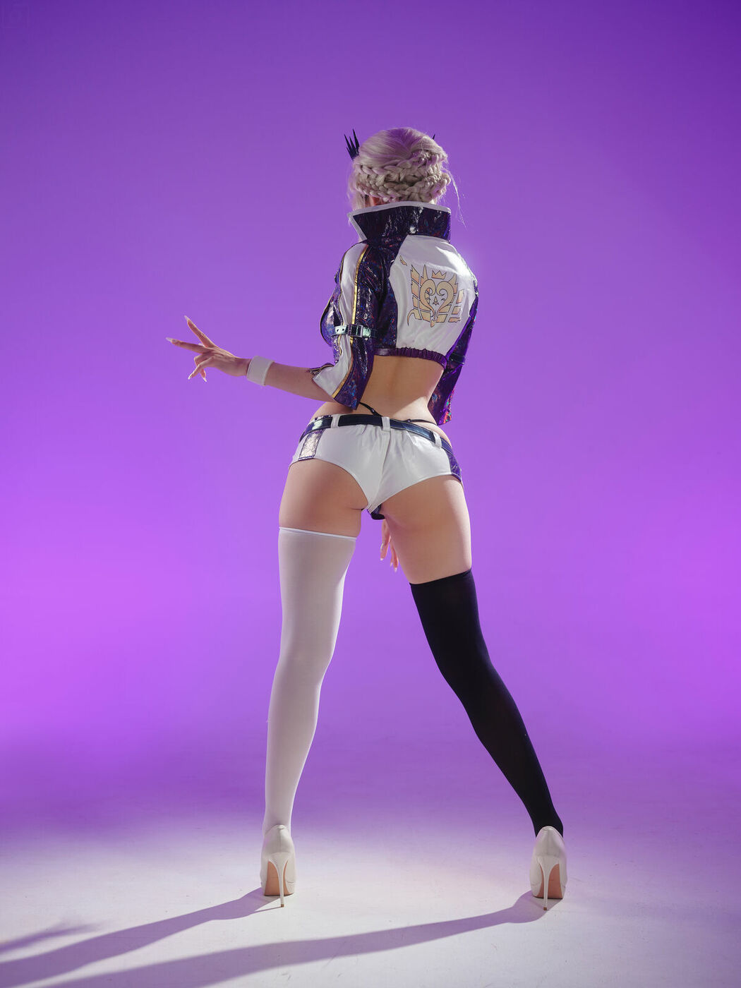 Coser@湖里狸 – 黑枪呆 (31P)