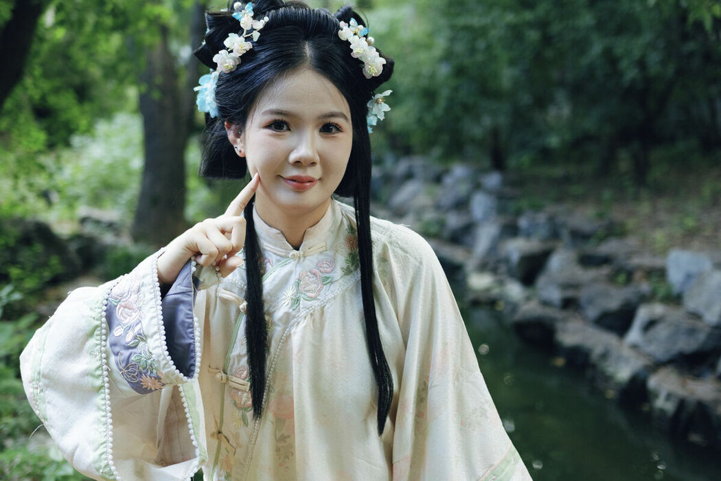 YiTuYu艺图语 Vol.10272 Xiao Yang Cong (15P)