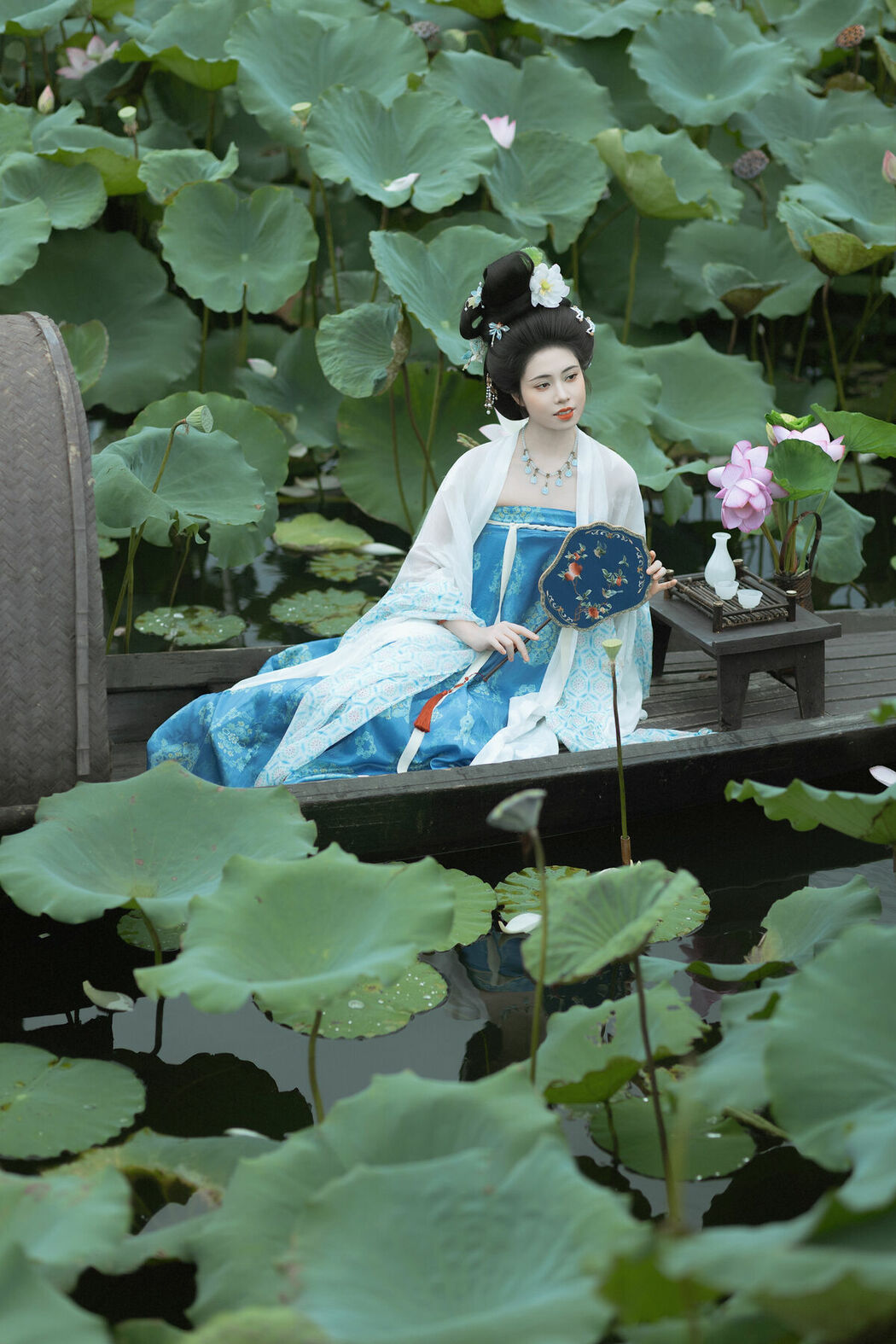 YiTuYu艺图语 Vol.10268 Mao Jiang (45P)