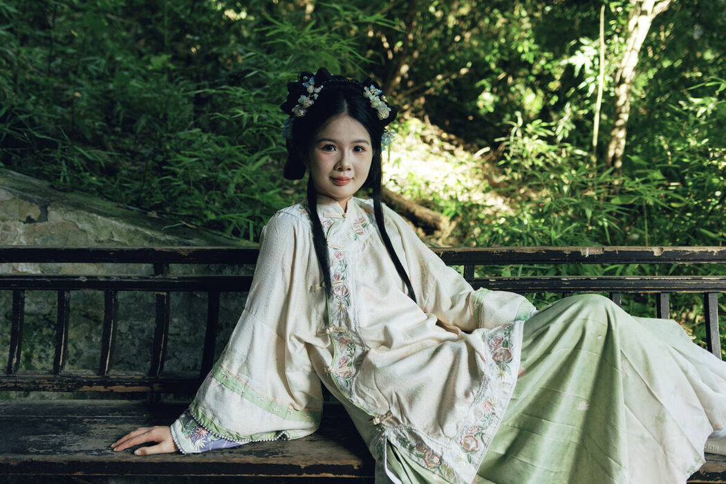 YiTuYu艺图语 Vol.10272 Xiao Yang Cong (15P)