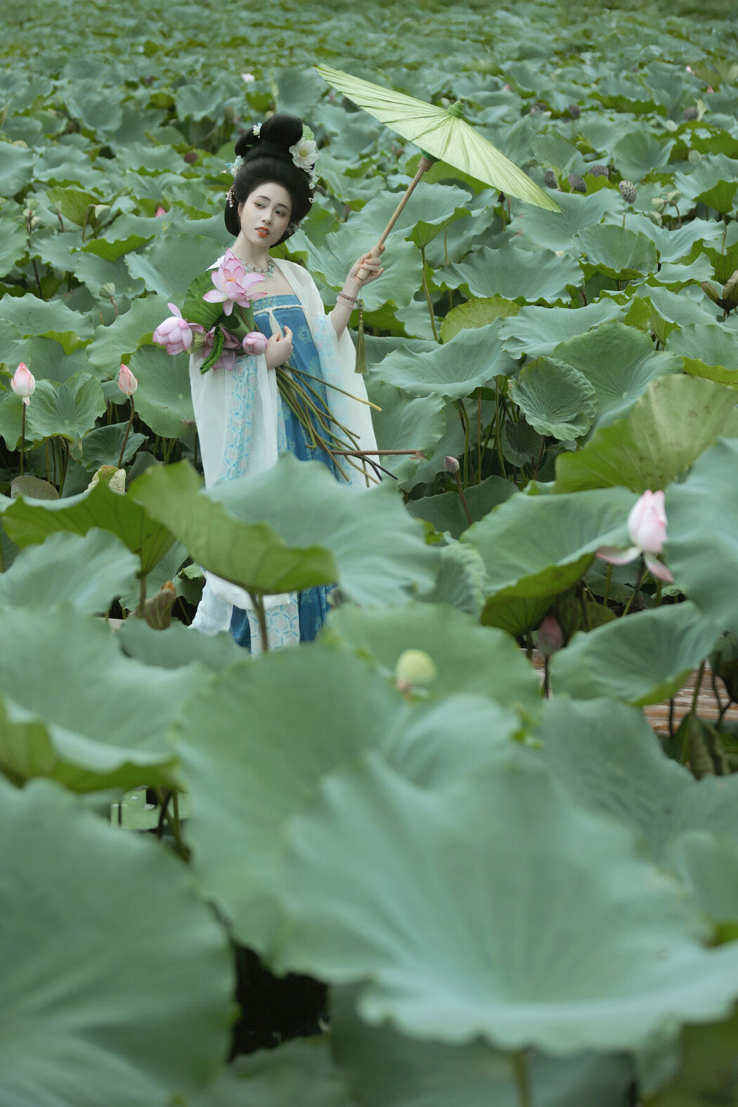 YiTuYu艺图语 Vol.10268 Mao Jiang (45P)