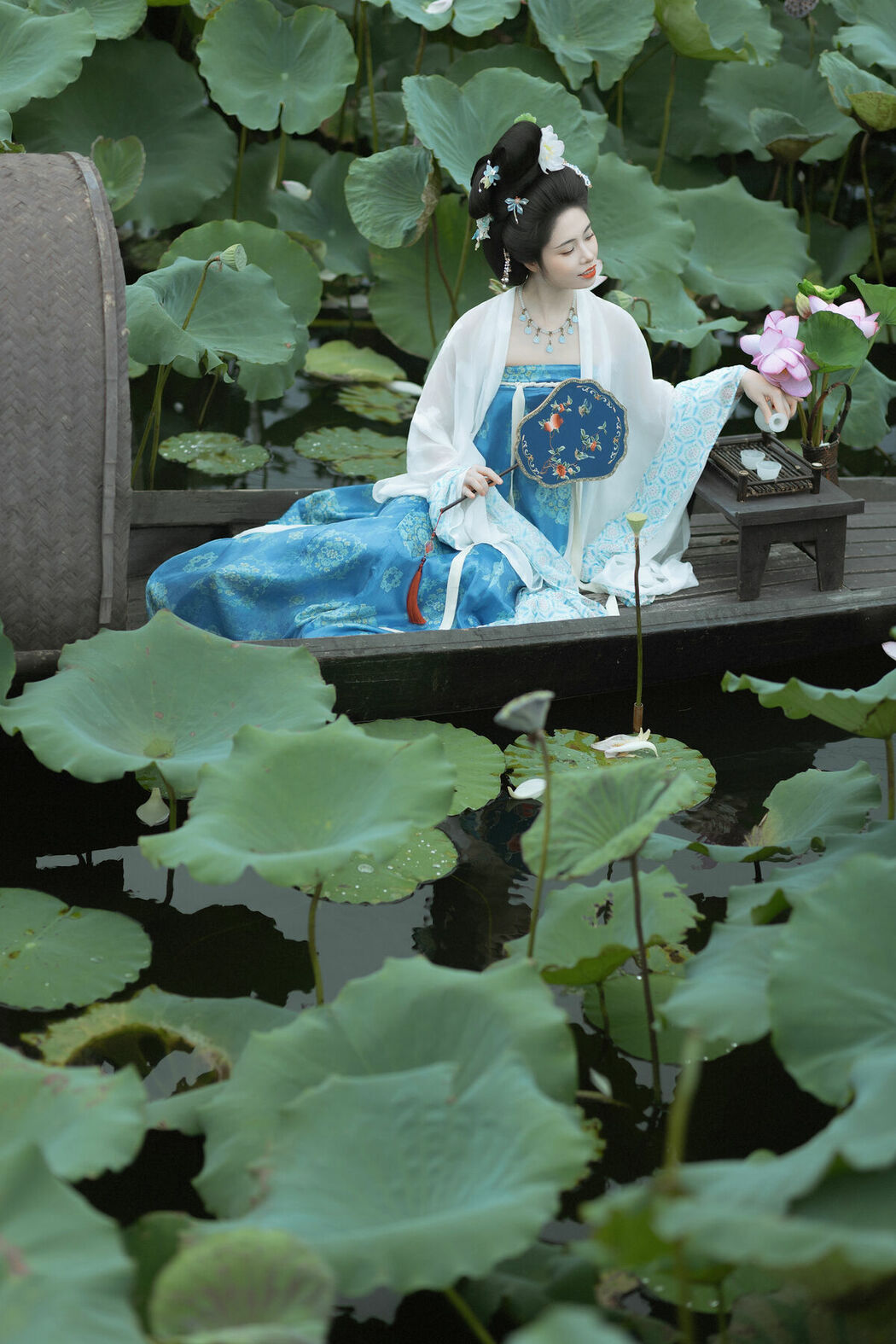 YiTuYu艺图语 Vol.10268 Mao Jiang (45P)