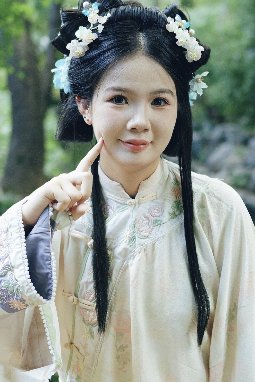 YiTuYu艺图语 Vol.10272 Xiao Yang Cong (15P) Cover Photo