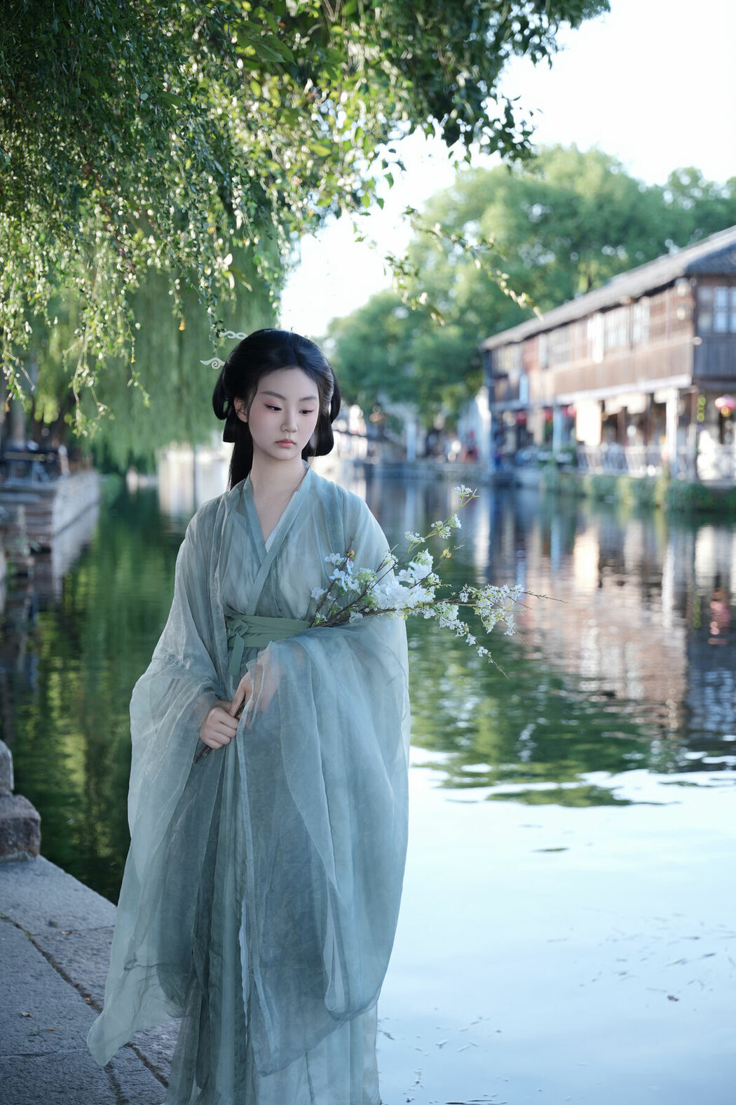 YiTuYu艺图语 Vol.10273 Qing Qing (12P)