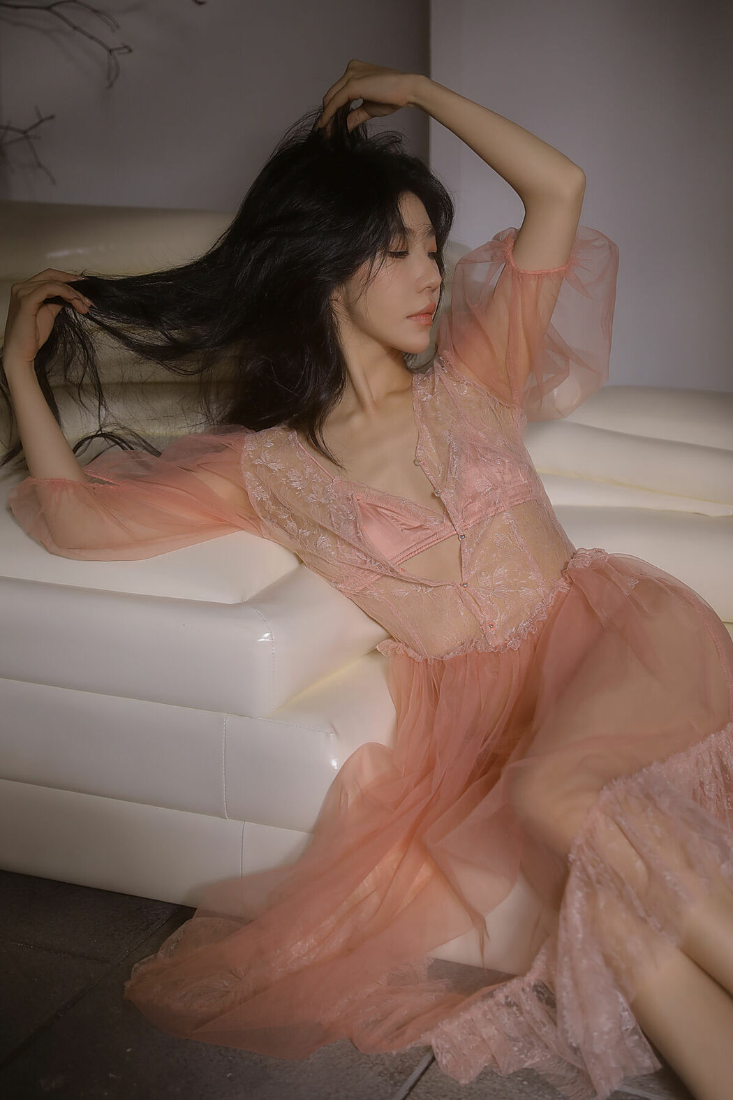 YiTuYu艺图语 Vol.10277 Ye Sheng Mo Te Yuan Zi (10P)