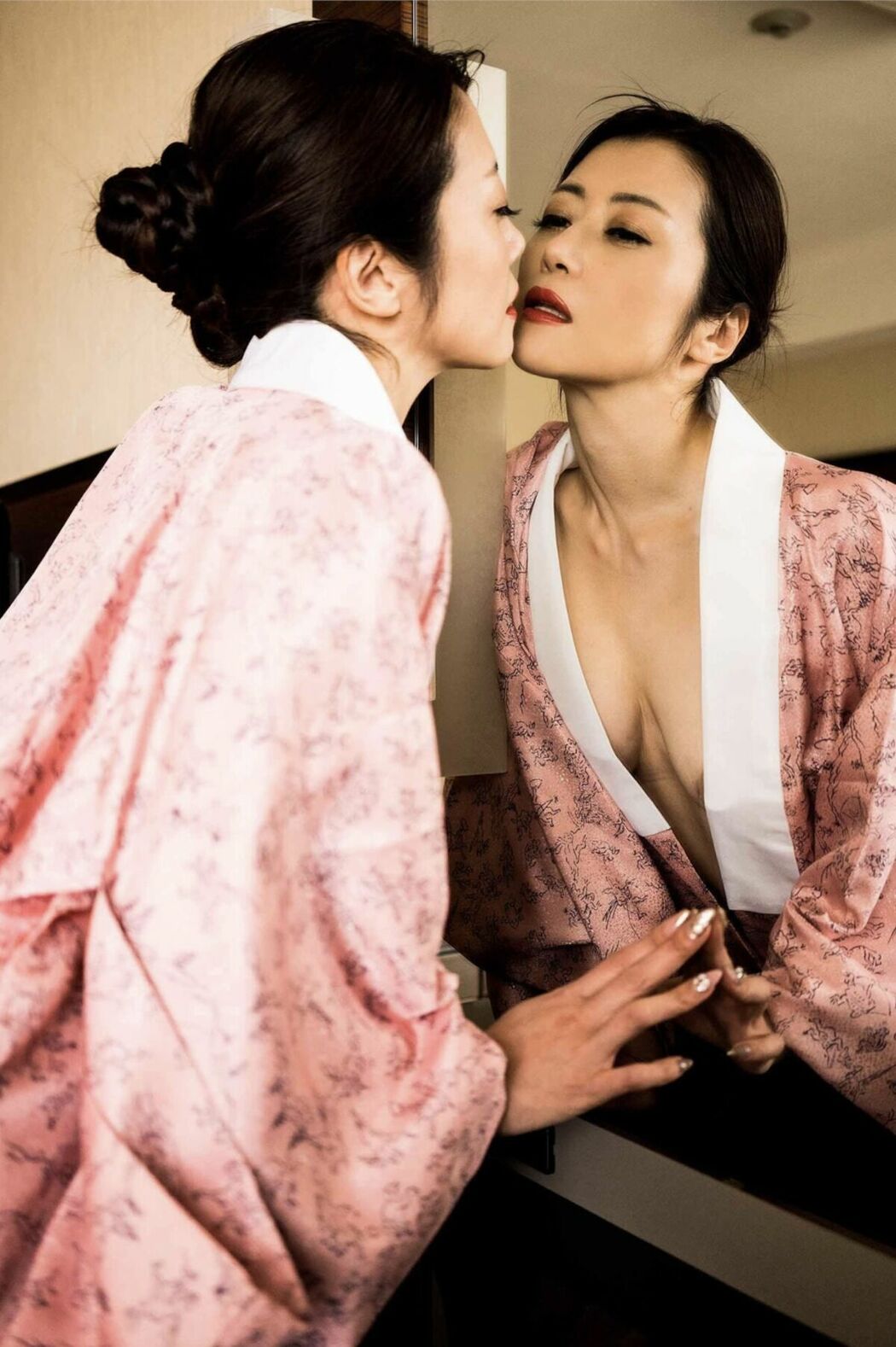 JP Maki Hojo 北条麻妃 – 写真集 Violet Nude photo Collection (87P)