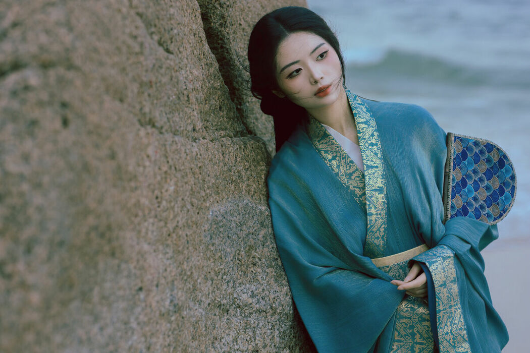 YiTuYu艺图语 Vol.10289 Qing Yi (37P)