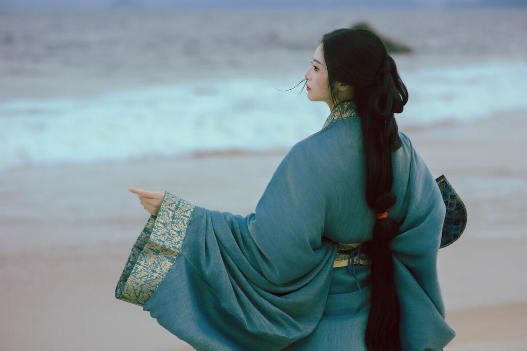 YiTuYu艺图语 Vol.10289 Qing Yi (37P)