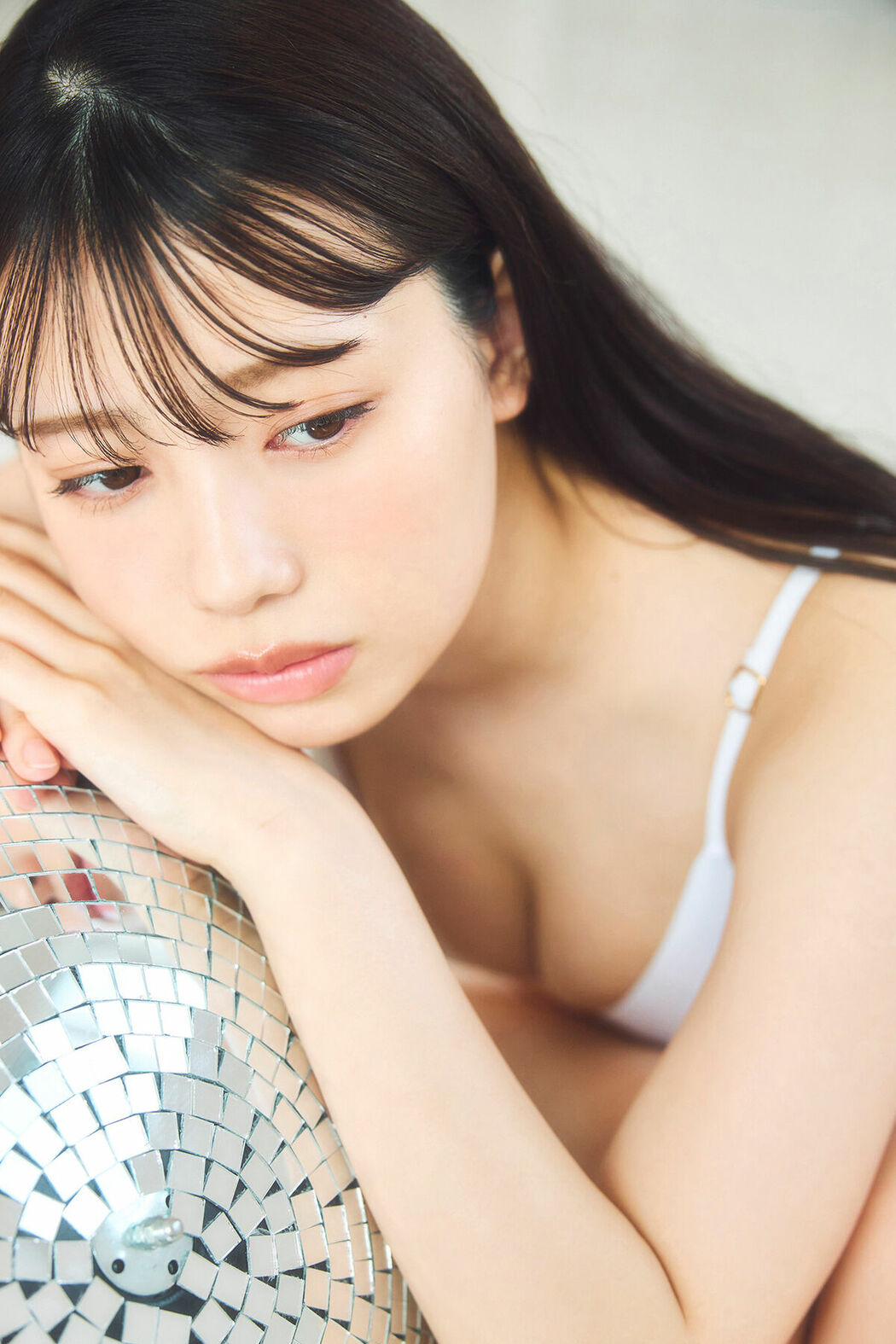 JP Akari Akase あかせあかり – FLASHデジタル写真集 Pure (56P)