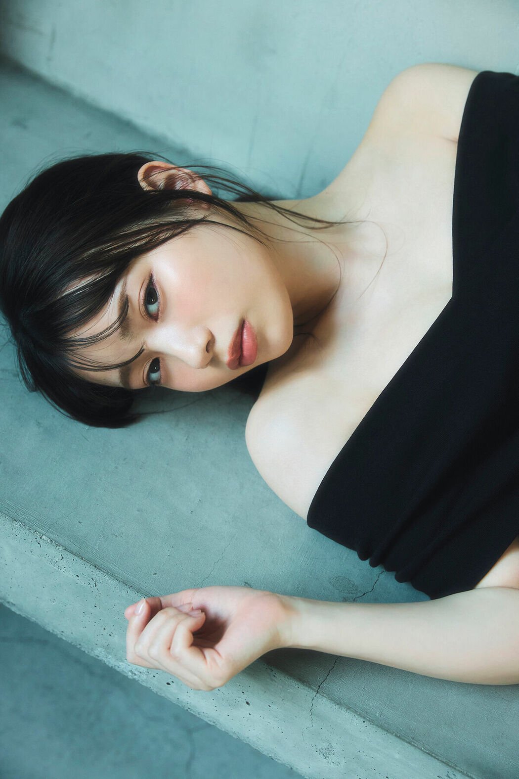 JP Akari Akase あかせあかり – FLASHデジタル写真集 Pure (56P)