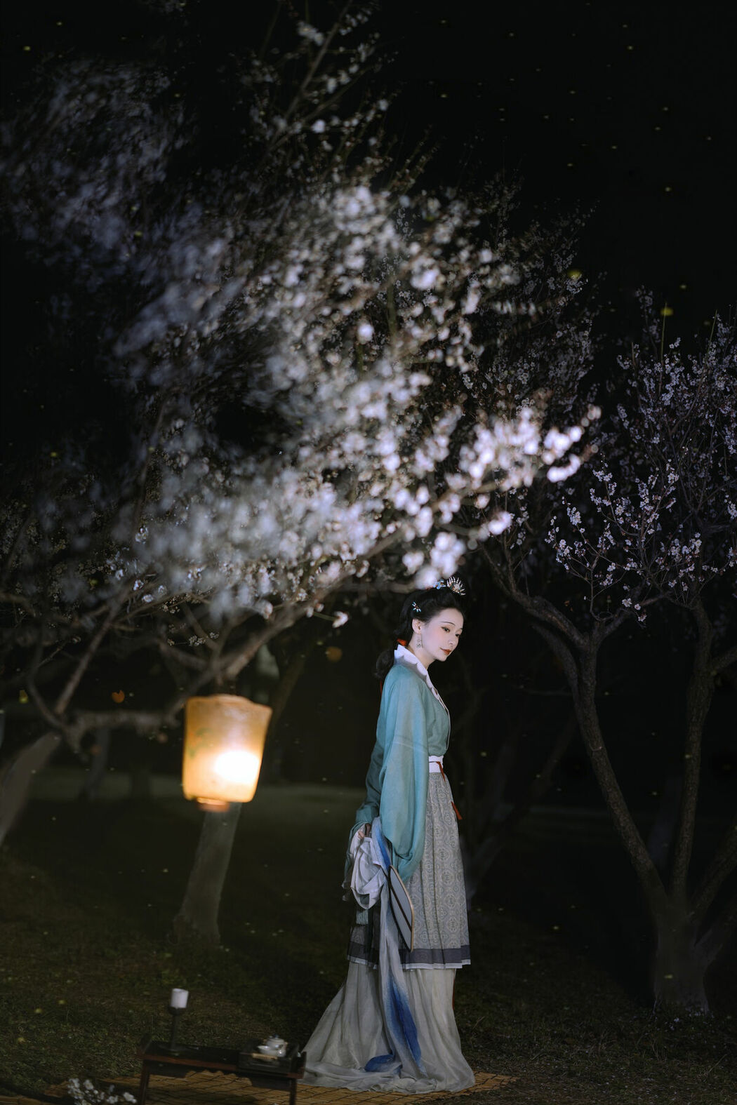 YiTuYu艺图语 Vol.10292 Mi Ying Ya (14P)