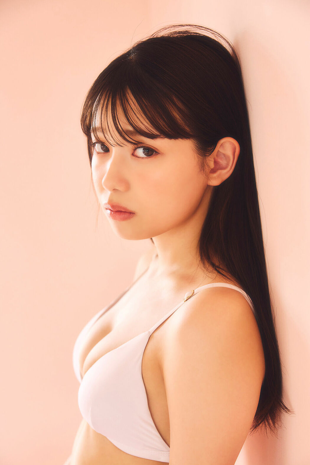 JP Akari Akase あかせあかり – FLASHデジタル写真集 Pure (56P)