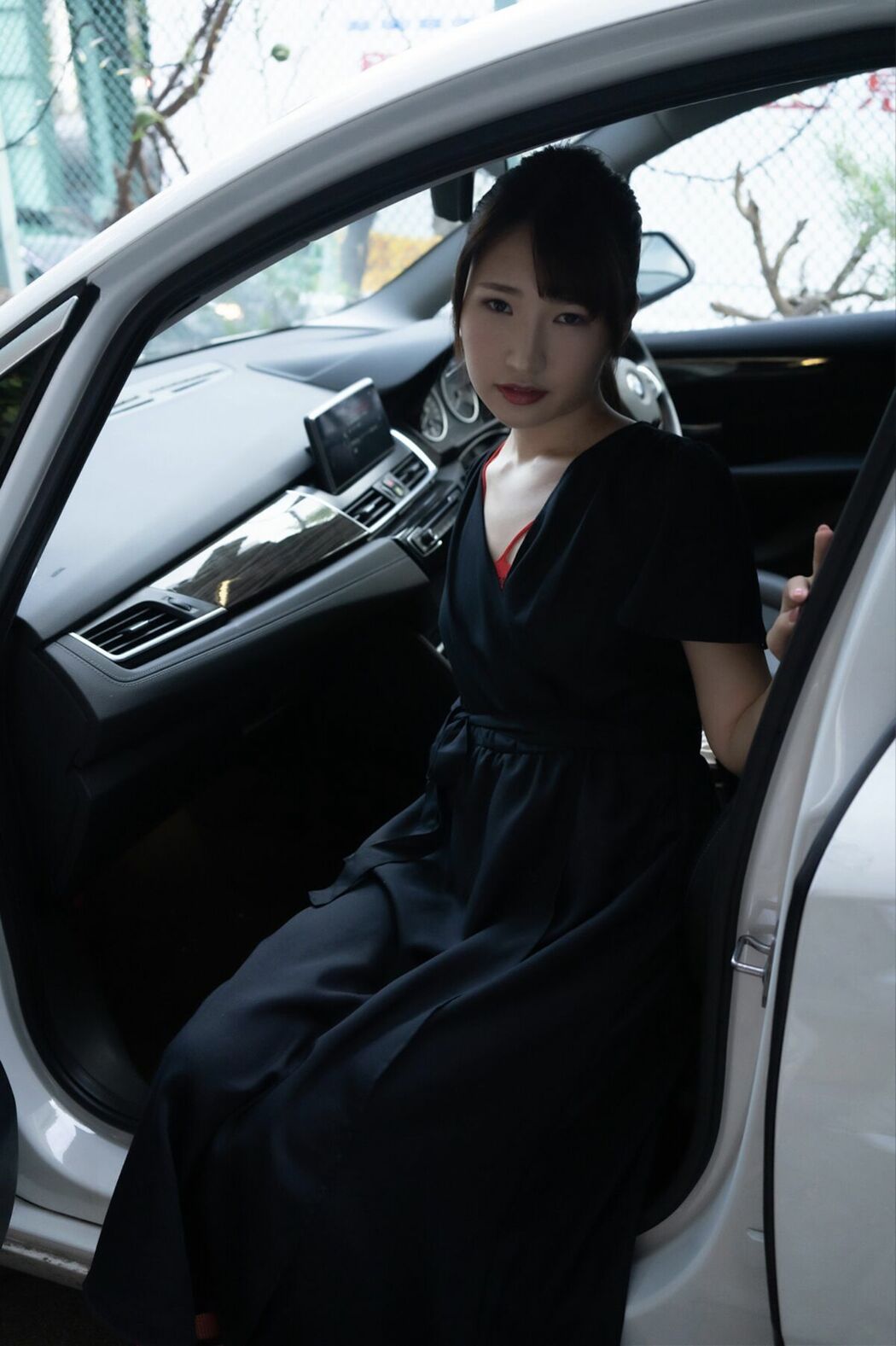 JP Mako Shion 志恩まこ – アサ芸SEXY女優写真集 見せたがりのおんまこ (53P)
