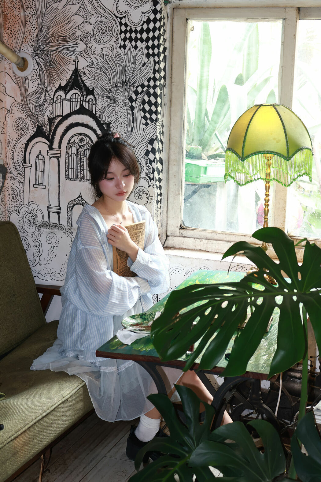 YiTuYu艺图语 Vol.10294 Xue Xue 2233 (22P)