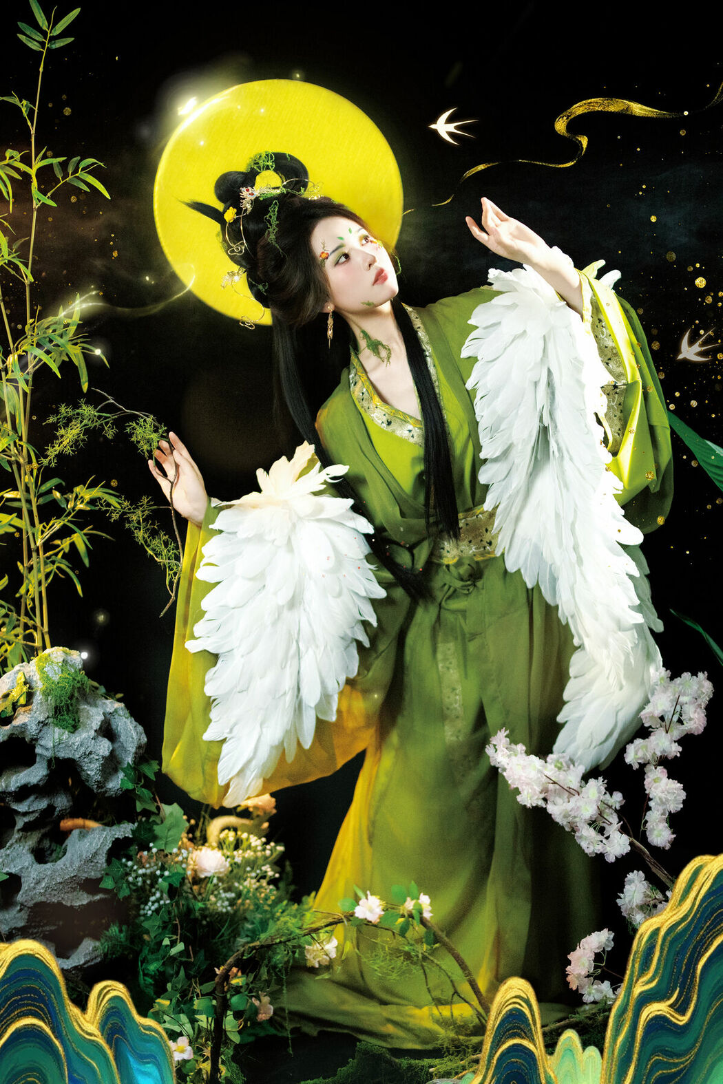 YiTuYu艺图语 Vol.10298 Fei Teng De Mi Zhou (15P)