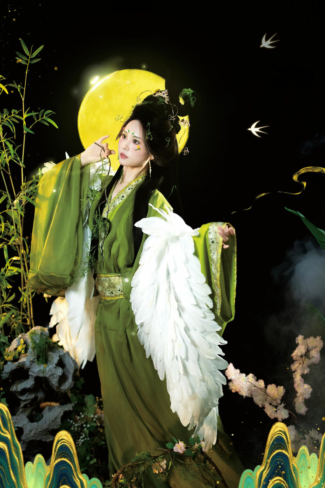 YiTuYu艺图语 Vol.10298 Fei Teng De Mi Zhou (15P)