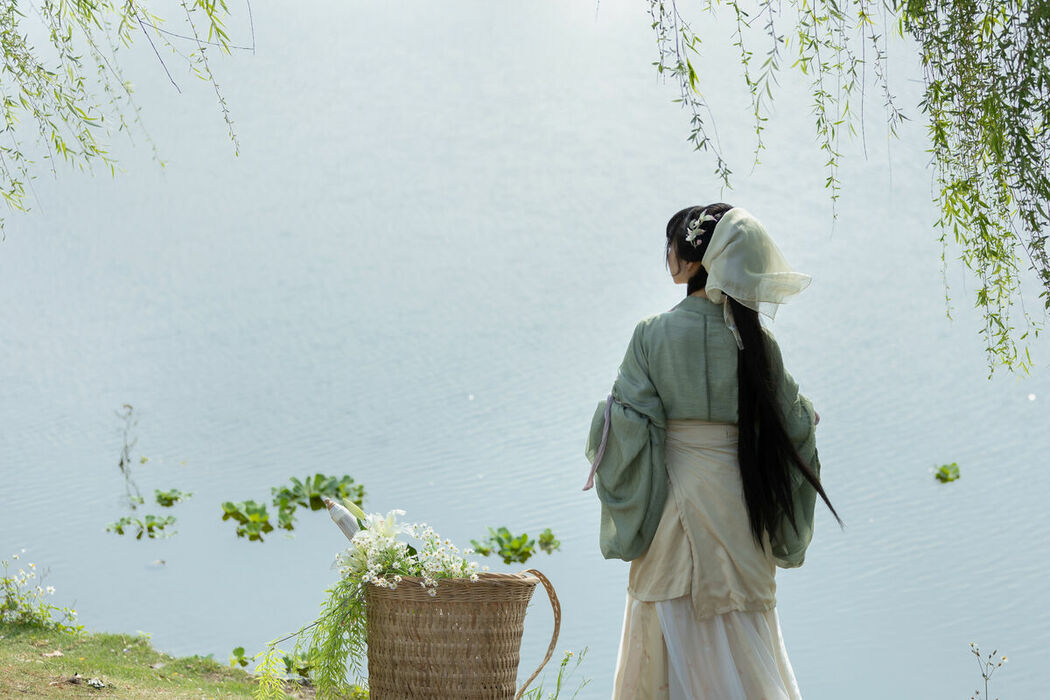 YiTuYu艺图语 Vol.10302 Shi Zhi Lin (15P)