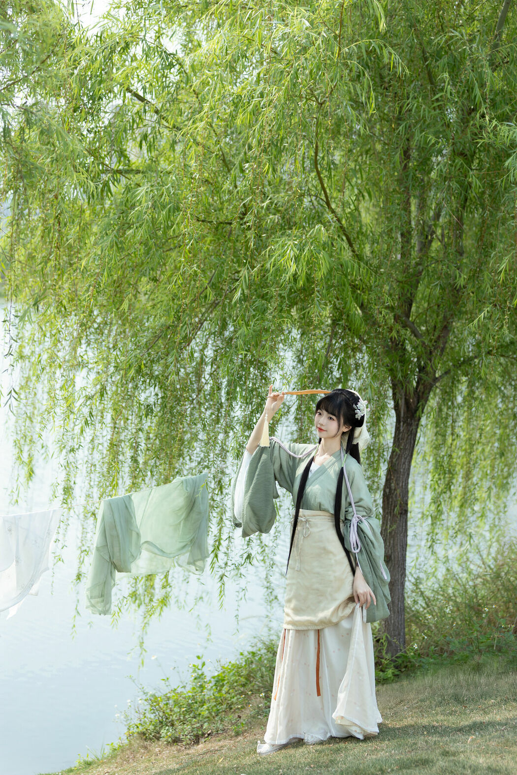 YiTuYu艺图语 Vol.10302 Shi Zhi Lin (15P)