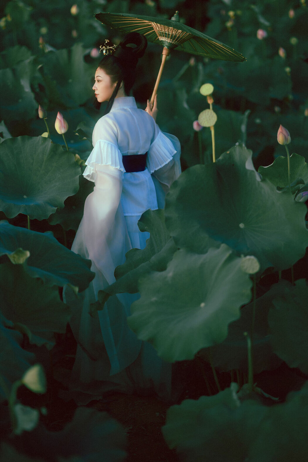 YiTuYu艺图语 Vol.10299 Han Han Ting (38P)