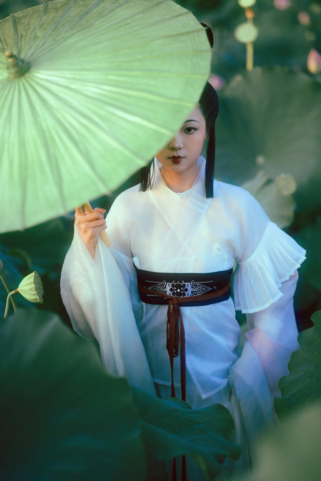 YiTuYu艺图语 Vol.10299 Han Han Ting (38P)