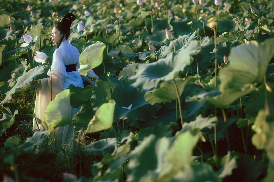 YiTuYu艺图语 Vol.10299 Han Han Ting (38P)
