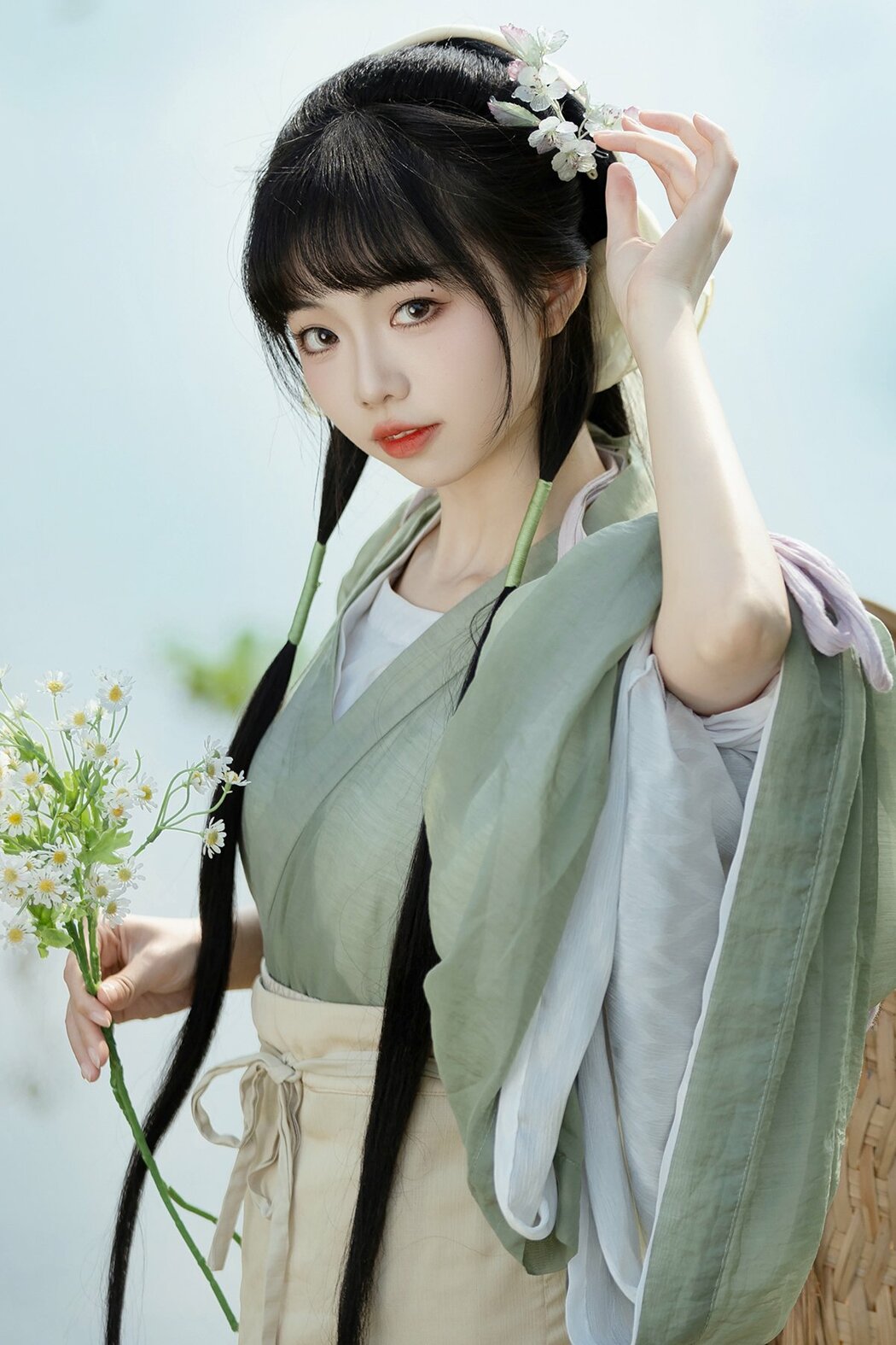 YiTuYu艺图语 Vol.10302 Shi Zhi Lin (15P) Cover Photo