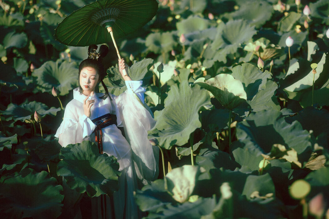 YiTuYu艺图语 Vol.10299 Han Han Ting (38P)