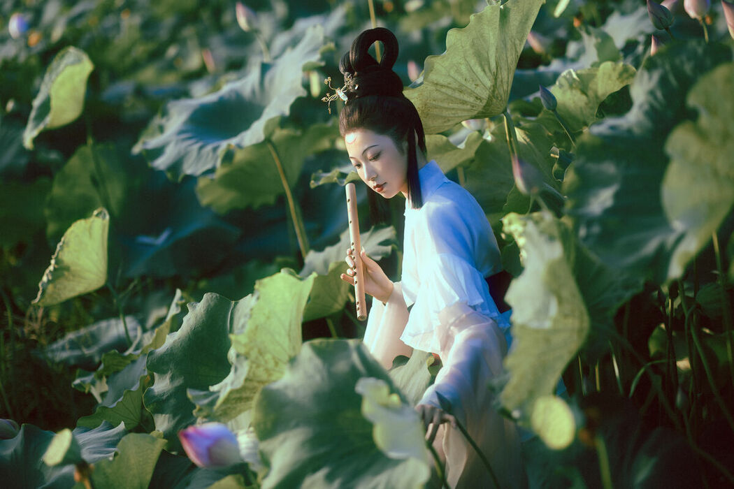YiTuYu艺图语 Vol.10299 Han Han Ting (38P)