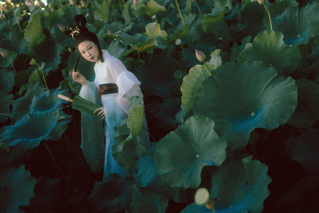YiTuYu艺图语 Vol.10299 Han Han Ting (38P)