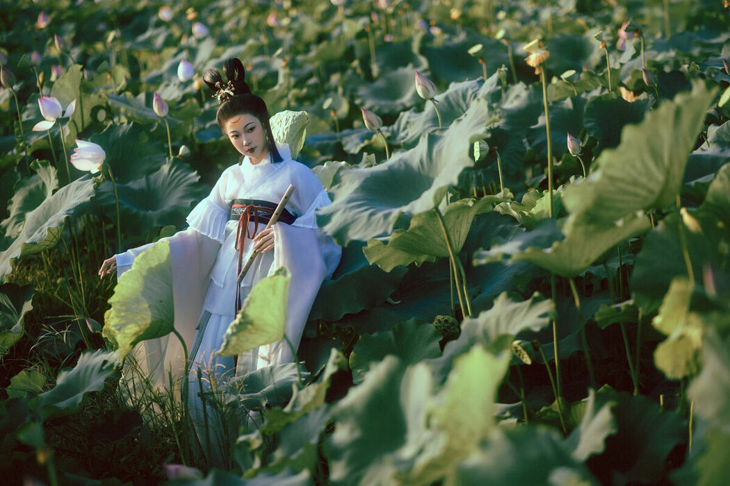 YiTuYu艺图语 Vol.10299 Han Han Ting (38P)