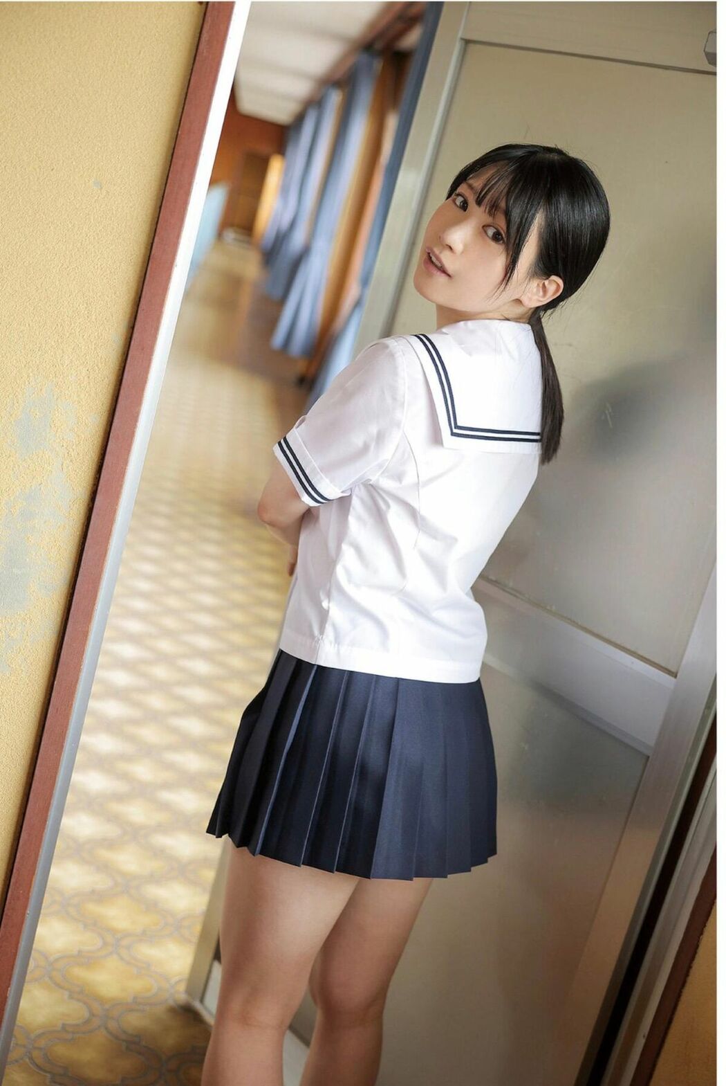 JP Aizuki Himari 逢月ひまり – Classmate 同級生 Part01 (59P)